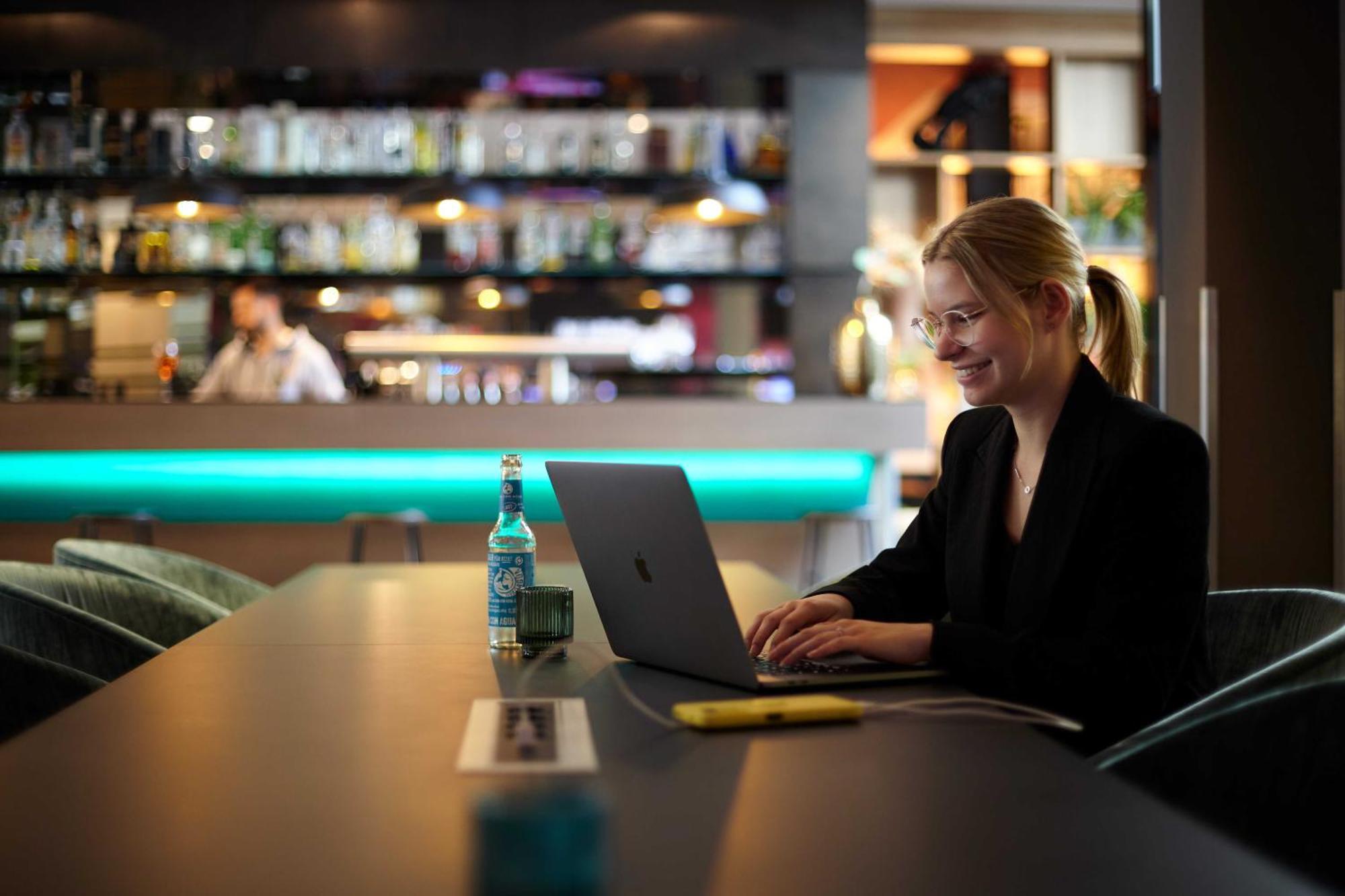 Holiday Inn - The Niu, Fusion Hamburg St. Georg By Ihg Exterior foto