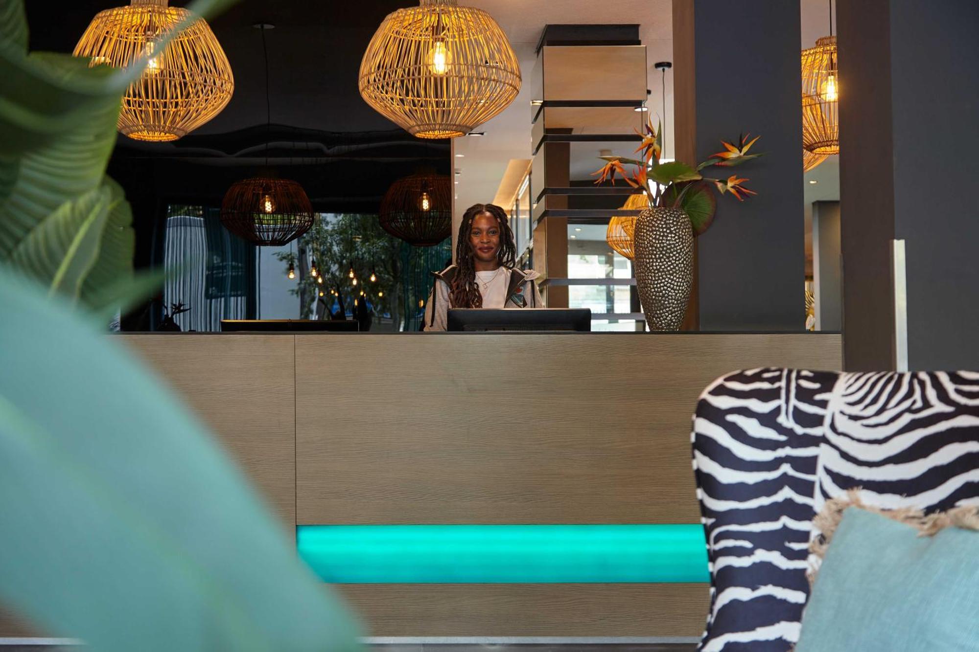 Holiday Inn - The Niu, Fusion Hamburg St. Georg By Ihg Exterior foto